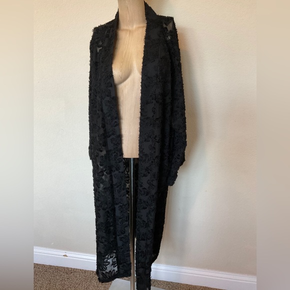 Avenue NWT Black Floral Burnout Kimono Robe or Duster Jacket 22-24 or Smaller! - Picture 7 of 16